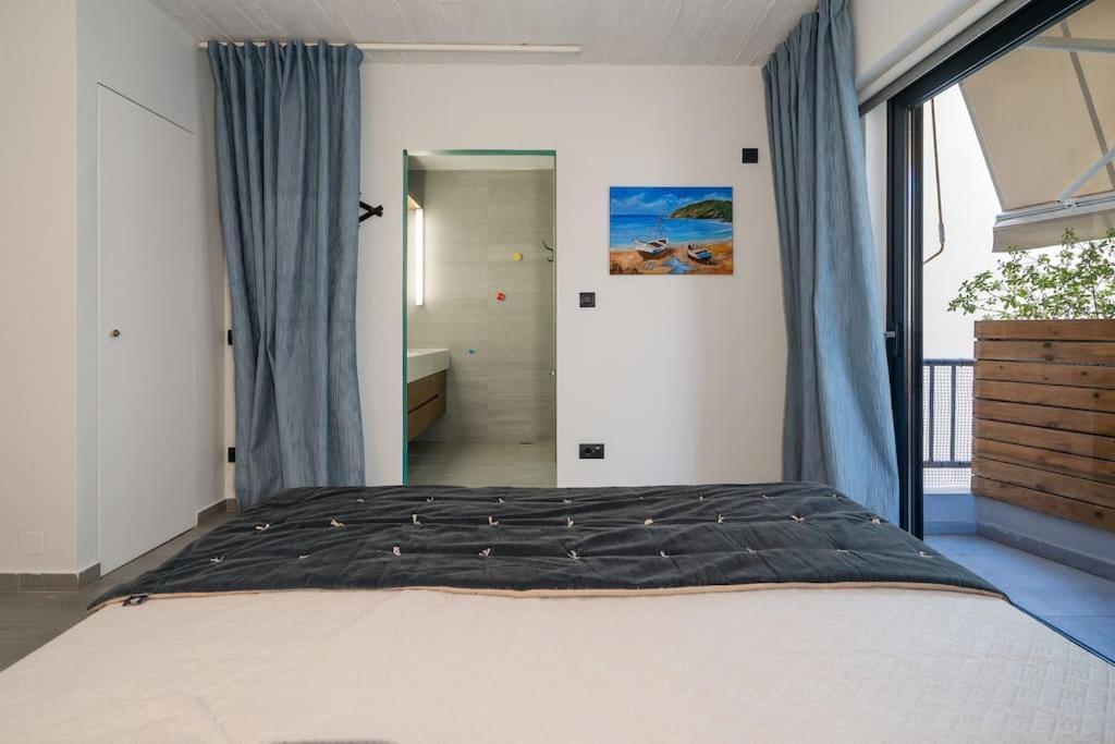 Central, Parking, Play Area, 1Km To The Sea Heraklion Exteriör bild